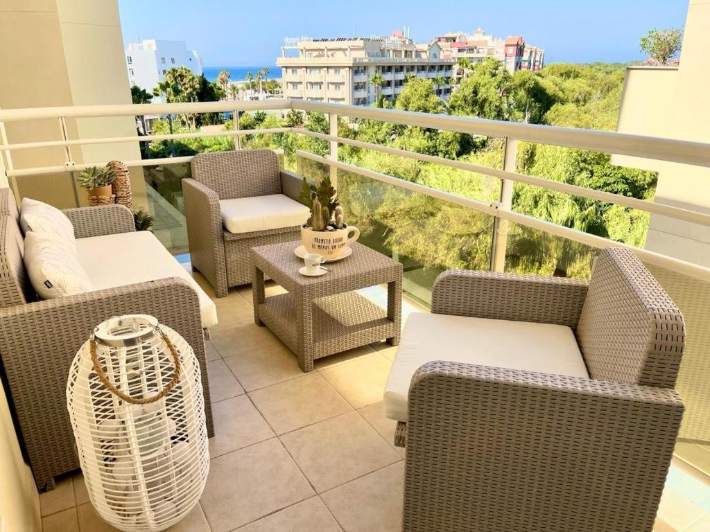 Lujo Frente Al Mar. Luxury On The Beachfront. Motril Buitenkant foto